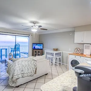 Fantastic Ocean Front 1 Bd At The Summit In Panama Beach! Holiday home